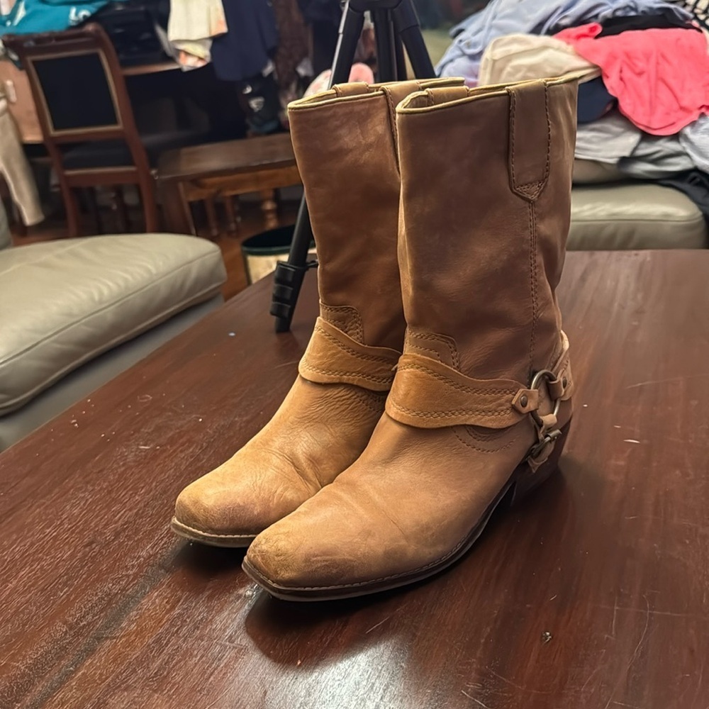 Zodiac Omni brown leather heeled boots size 9.5